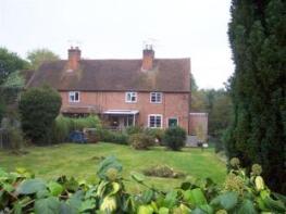 3, Beechfield, Frilsham, Thatcham RG18 9XF