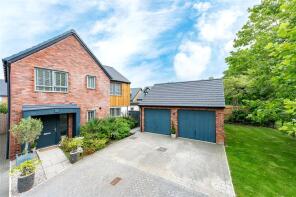 1, Chestnut Drive, Preston PR4 3GP
