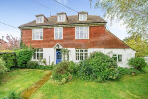 3, Moat House, Uplees Road, Oare ME13 0QT