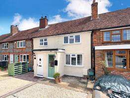 3, Southfield Cottages, Chalkshire Road, Aylesbury HP17 0TS