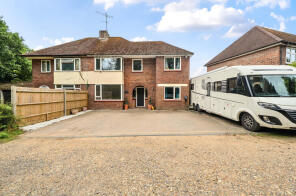 Crossways, Bath Road, Padworth, Reading RG7 5QS