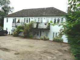 Flat 1, Hill House, Overthorpe Road, Banbury OX17 2AA