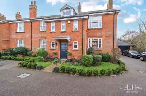 Kensington Way, Brentwood