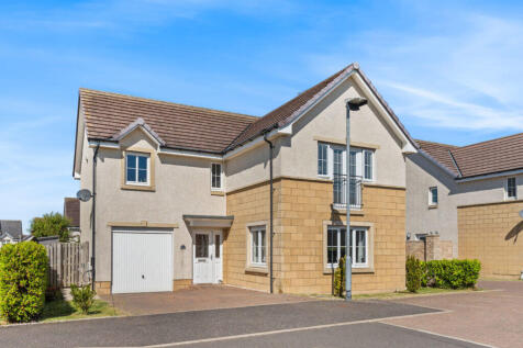 44 Foster Crescent, Troon, KA10 7FE