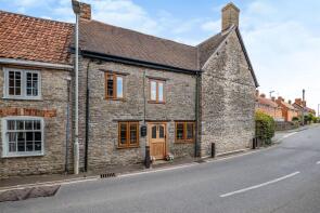 Sundown, High Street, Henstridge, Templecombe BA8 0RA