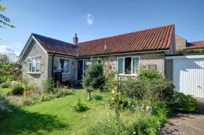 11, Moorlands Park, Castleton, Whitby YO21 2HE