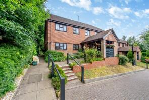 23, Turneys Orchard, Chorleywood WD3 5SA
