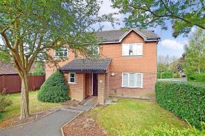 8, Hunts Farm Close, Borough Green, Sevenoaks TN15 8HY