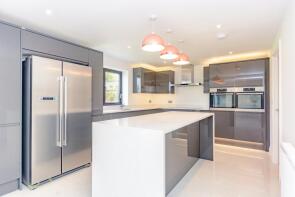 6, Meadow Walk, Kidlington OX5 3FG
