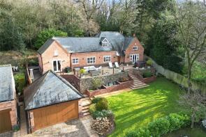4, Johnscliffe Close, Leicester LE6 0AT
