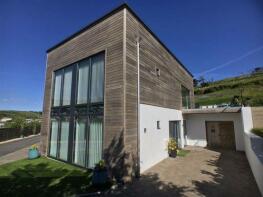 11, Beachdown, Road From Bowling Green Cross To Challaborough Sea Front, Kingsbridge TQ7 4JB