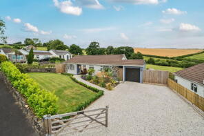 7 Delta Rho, Holmans Meadow, Lawhitton, Launceston PL15 9NE