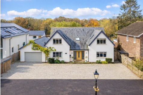 Burnham Green Road, Welwyn, Hertfordshire, AL6