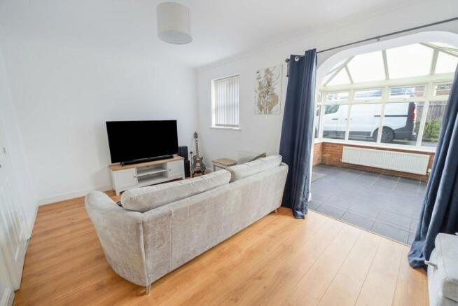 Living Room/Conservatory