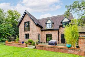 Newlands, Baldock Road, Buntingford SG9 9QT