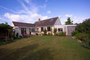 1, Barcroft Crescent, North Curry, Taunton TA3 6DD