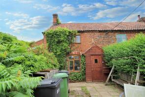 2, Thwaite Common, Erpingham NR11 7QG