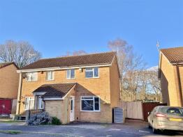 14, Camellia Close, Wimborne BH21 6UD