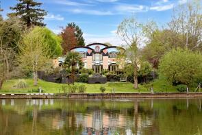 Sphinx Hill, Ferry Lane, Moulsford, Wallingford OX10 9JF