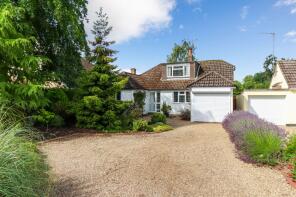 Avenswood, Croft Lane, Chipperfield, Kings Langley WD4 9DX