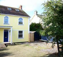 Homefield House, Chapel Road, Hayle TR27 6BA
