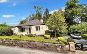 Mear Croft, Barret Hill Brow, Clitheroe BB7 4PF
