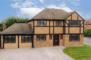 2, Evesham Walk, Owlsmoor, Sandhurst GU47 0YU