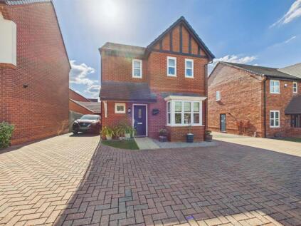 Elgar Mews, Aylesbury, Buckinghamshire