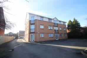 9, Kingswood Court, Grove Avenue, Wilmslow SK9 5EE