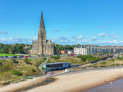 Long Sands, 1 Beverley Terrace, Cullercoats, North Tyneside