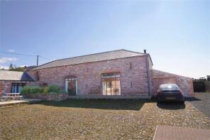 The Threshing Barn, Access Road To Houses At Hilton, Appleby-in-westmorland CA16 6LU