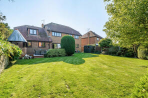 9, Rowan Close, Canterbury CT3 1JH