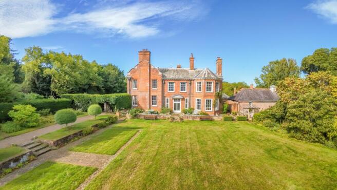 Luton House