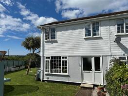 42, Tregellas Road, Helston TR12 7DX