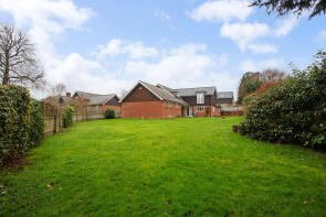 4, Nahalsen Close, Salisbury SP4 0NX