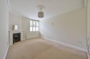 2, 95 Forest Lodge, West Hill, London SW15 3SP