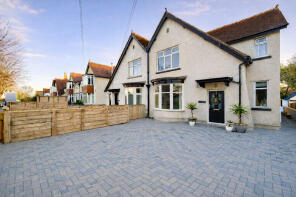 63 Lyndhurst, Rhos Road, Colwyn Bay LL28 4RY