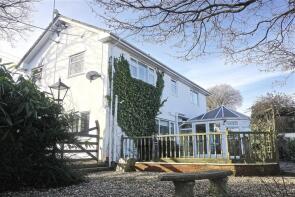 Berrydown Lodge, Road From Ford Bridge To Coil Cross, Barnstaple EX31 4NB