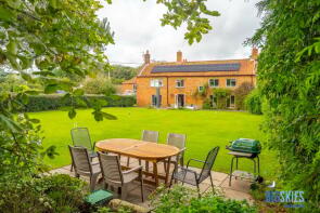 Middle Hill Cottage, Middle Hill, Norwich NR11 7PN