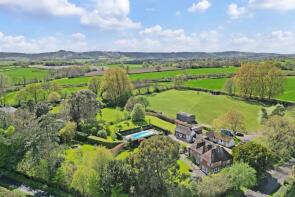Rafters, Chiltington Lane, Lewes BN7 3QU