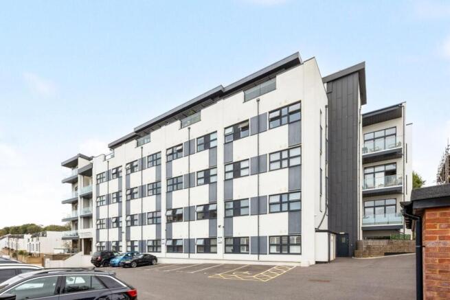 School Road 8, The Pinnacle, Flat 3-015(1).jpg