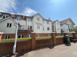 Flat 15, 21 Llewelyn Lodge, Cooden Drive, Bexhill-on-sea TN39 3DB