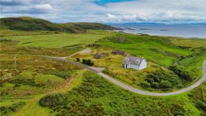 Knocknafenaig, U73 Ardalanish Road, Isle Of Mull PA67 6DR