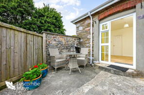 Flat 2, Barnwell House, Horn Lane, Brixton PL8 2AD