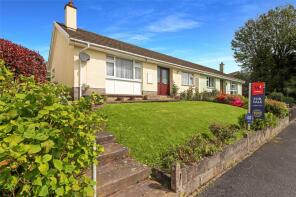 5, Barfield Close, Dolton EX19 8QY