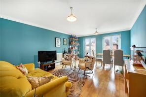 15, Troubridge Court, Marlborough Road, Chiswick, London W4 4EW