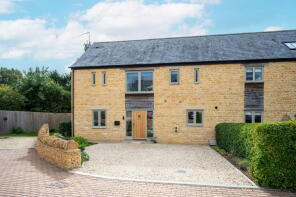 3 The Hollies, Irons Court, Chipping Norton OX7 7AY