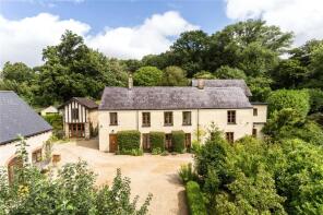 Crickley Court, Crickley Hill, Witcombe, Gloucester GL3 4UF