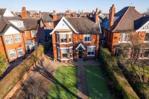 15, Town Moor Avenue, Town Fields, Doncaster DN2 6BL