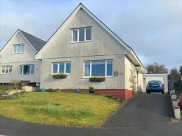 52, Ty'n Rhos Estate, Penysarn LL69 9BZ